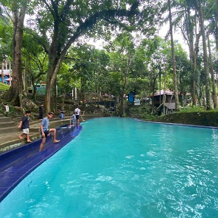 Hakata Lejja Near Natural Hot Spring Batu-Batu Экстерьер фото